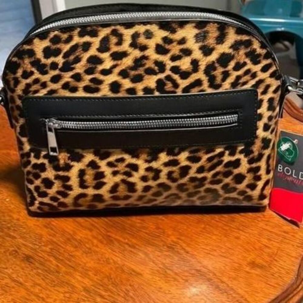 Bold Elements NWT Animal Print Crossbody Purse
